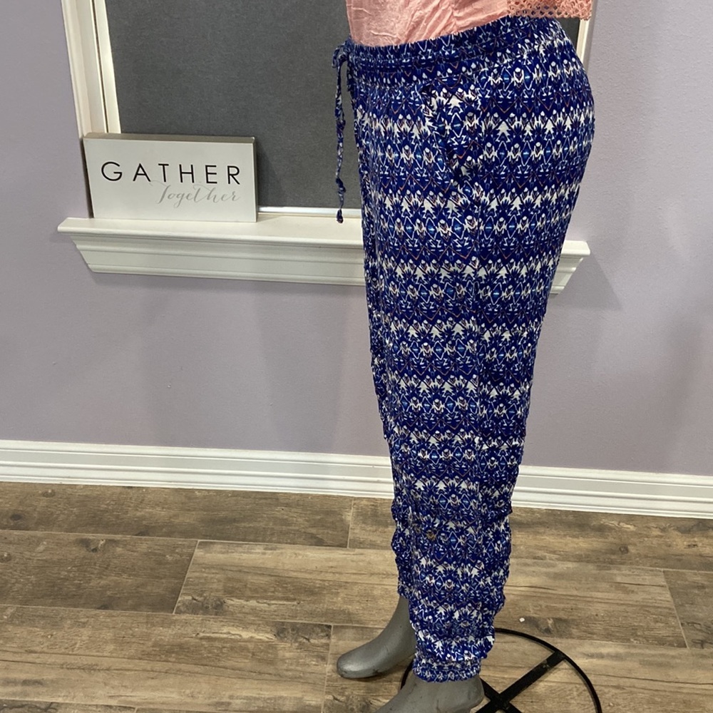 Pants - Picture 4 of 4